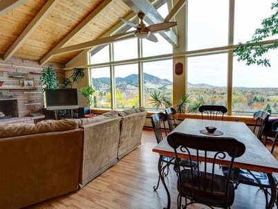 Luxury home in prime downtown location: views of the Rocky Mountains