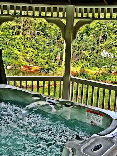 *** Paras Gettysburgin romanttinen 5 tähden mökki! ** Poreallas Lisää päälle **