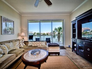 Fernseher, DVD-Player