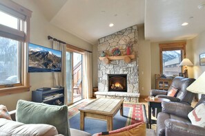 TV, fireplace, DVD player