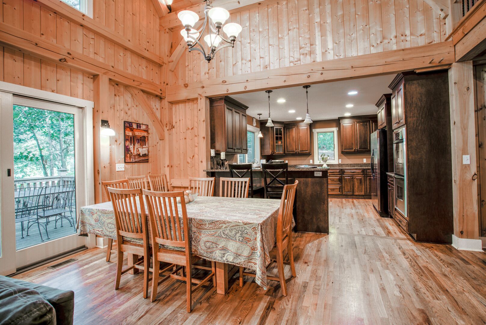 Winters Haven - a Luxurious Asheville Mountain Timber Frame Cabin W/Hot Tub & more!