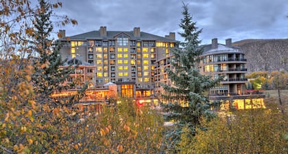 Resort And Spa, Ski in/out, Ski Valet, Concierge, Hot tub, Pvt Balcony, 8th Fl