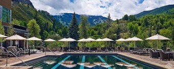 Resort And Spa,  Ski in/out, Ski Valet, Concierge, Hot tub, Pvt Balcony, 8th Fl