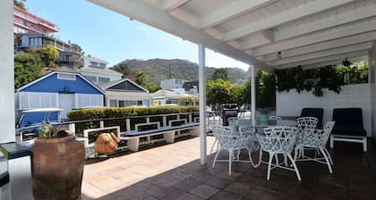 211CL: Large Deck, Golf Cart, 1 Block to Beach, Pet Friendly. - 211 Claressa