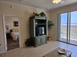 2 室のベッドルーム、アイロン / アイロン台、WiFi、ベッドシーツ