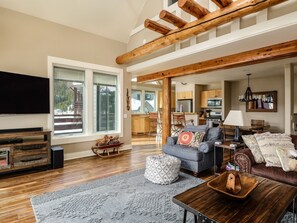 TV, fireplace, DVD player