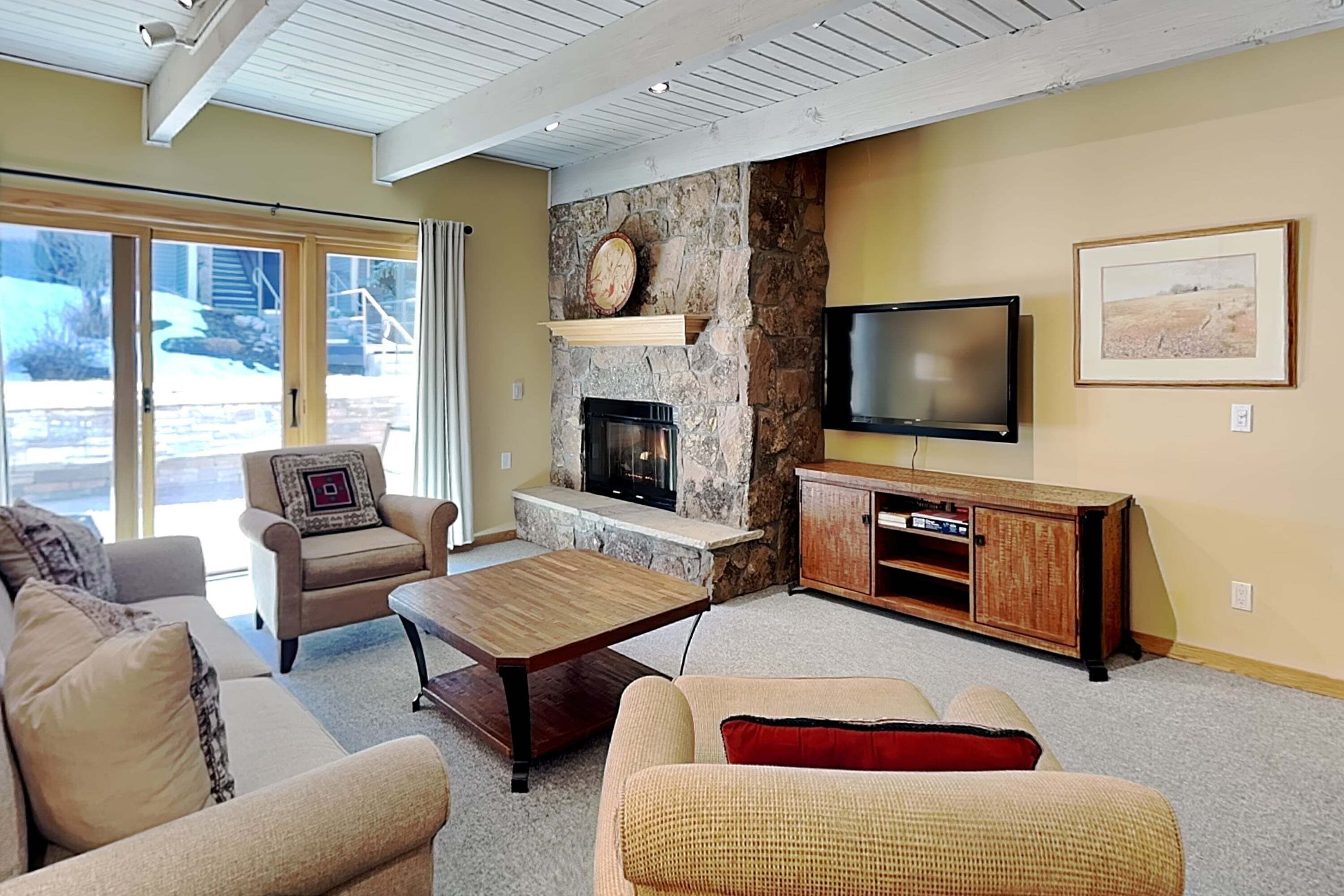 TV, fireplace, DVD player, ping pong