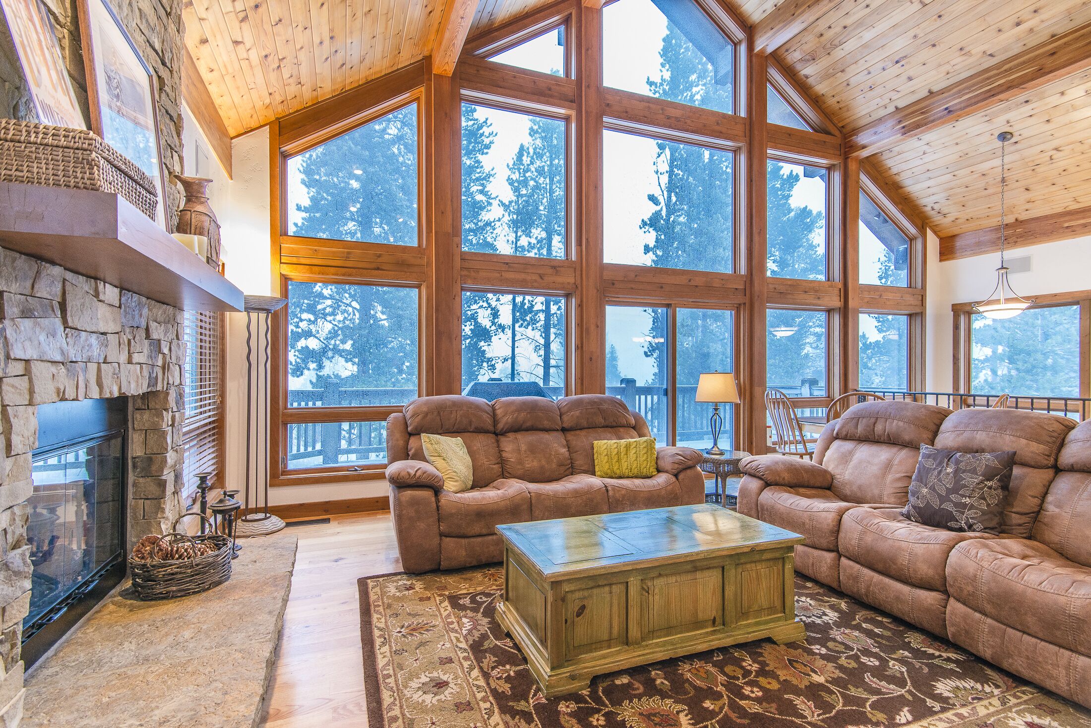 Mountain Home close to Winter Park Resort. WHOLE HOUSE CENTRAL A/C & HOT TUB