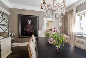 Dining - THE ANSLEY- Luxurious Ansley Park Home in heart of Midtown (Atlanta)