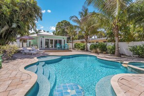 A heated pool - Mermaid Cove: Updated Forida Cottage w/pool, hot tub (Anna Maria)