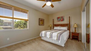 3 bedrooms, iron/ironing board, free WiFi, bed sheets - Tropical Villa w/Beach Club Access ★Quiet Location★Bikes and Beach Gear★Walk to Restaurants (Kamuela)