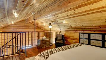 3 bedrooms, iron/ironing board, travel cot, WiFi