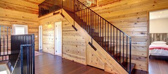 Luxury riverfront urban industrial house for Bryce & Zion - Fiber Internet