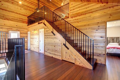 Luxury riverfront urban industrial house for Bryce & Zion - Fiber Internet