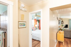 2 dormitorios, tabla de planchar con plancha, wifi gratis y ropa de cama