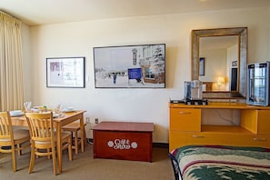 1 chambre, accès au Wi-Fi (inclus), literie fournie