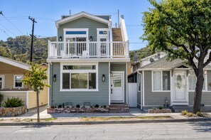 Exterior - 304S - Stunning New Home on the flats (Avalon)