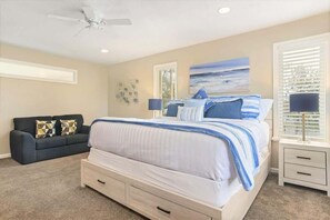 3 bedrooms, desk, iron/ironing board, free WiFi