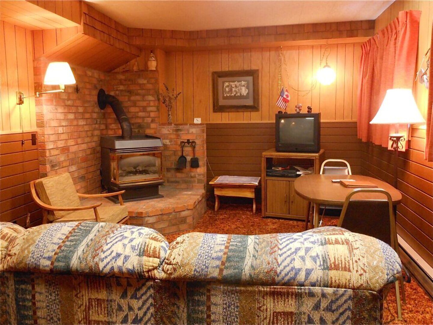 Quaint, Dog-Friendly Mountain Condo