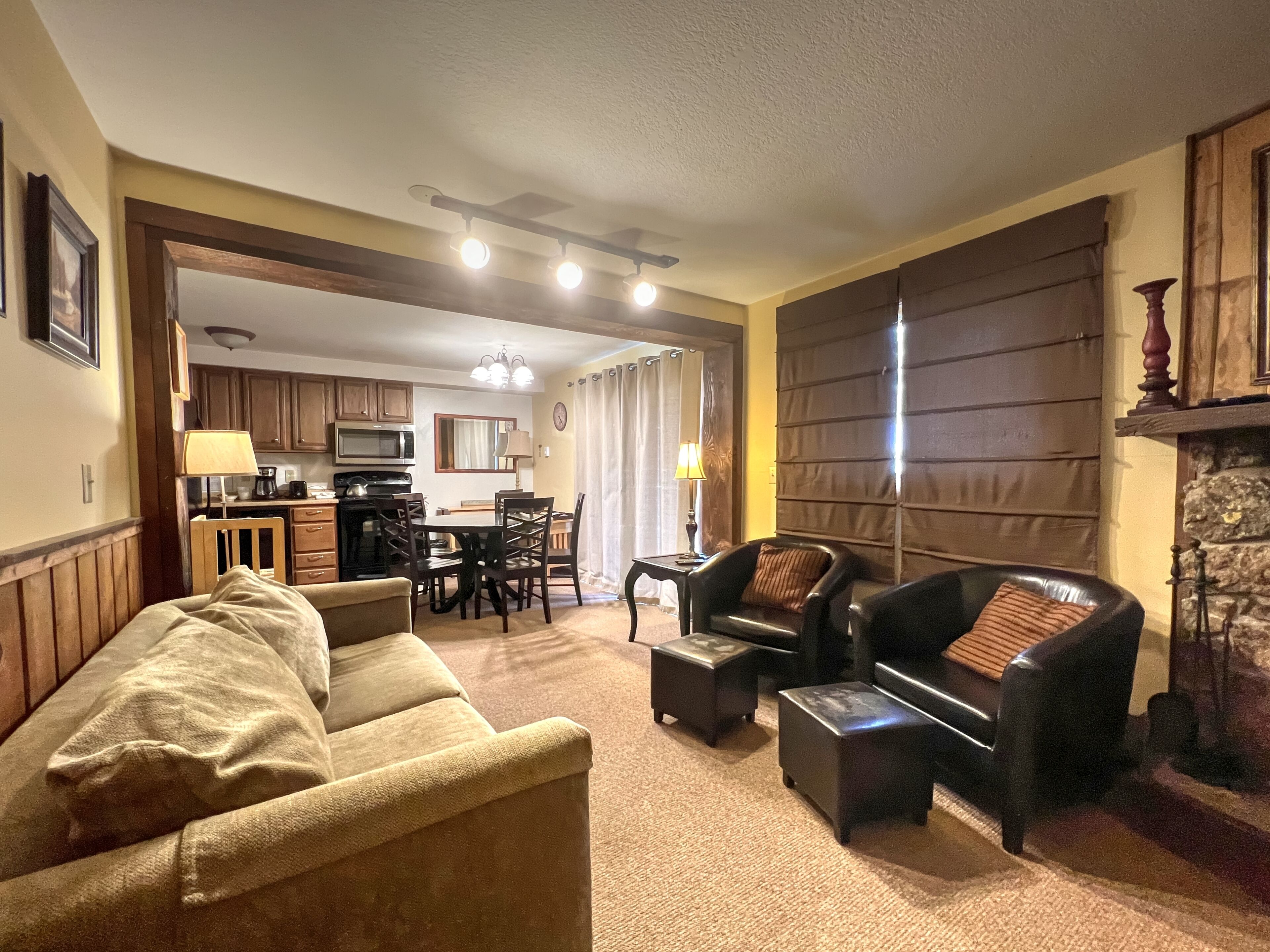 On Shuttle Route with Game Room! Great Rates!