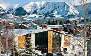 Exterior - Pool & Hot Tub!  Great Rates, Game Room, On Shuttle Route! (Mt. Crested Butte)