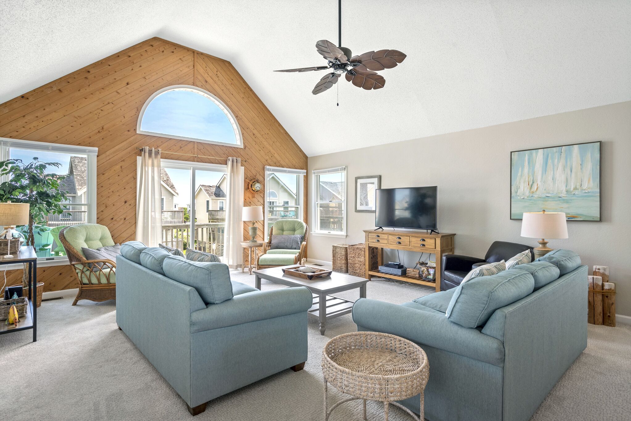 Dolphin Watch: Short Walk to the Beach