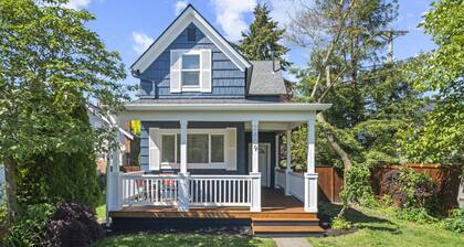 The Reddish House: 6th Ave, UPS, UW, Ruston