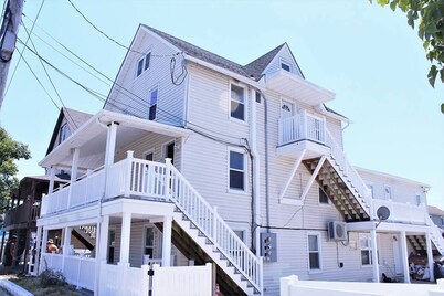 The Carter's Wildwood Rentals -Suite #1