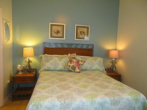 1 chambre, fer et planche à repasser, Wi-Fi, literie fournie