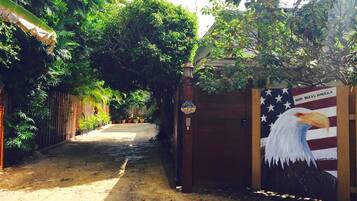 Enceinte de lâhĂ©bergement