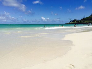 Sun-loungers, beach towels - Less than 1 min walk to Kailua Beach- NUC#1990/NUC-1760 (Kailua)