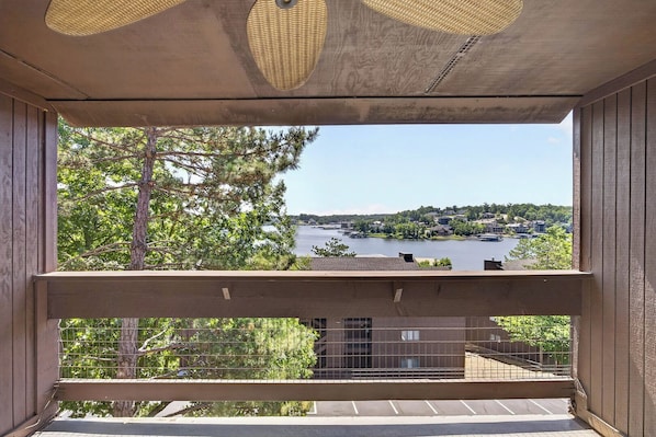 Property grounds - Knolls 1122 - Two Bedroom Apartment, Sleeps 6 (Osage Beach,)