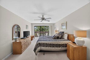 2 bedrooms, WiFi, bed sheets - Knolls 1122 - Two Bedroom Apartment, Sleeps 6 (Osage Beach,)