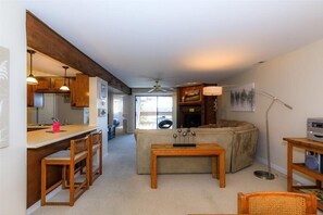 Flat-screen TV, fireplace, DVD player