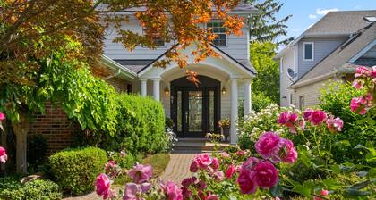 Sanibel North, Backs onto River