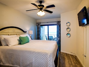 2 bedrooms, iron/ironing board, internet, bed sheets