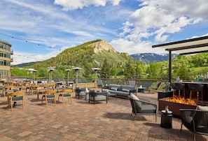 Outdoor dining - Ski In/Out, 9th Floor Penthouse, Ski Valet, Health Club, Spa, Pool, Hot Tubs (Avon)
