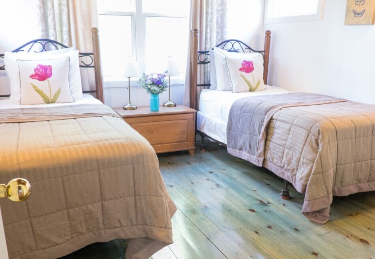 4 Schlafzimmer, Bügeleisen/Bügelbrett, kostenloses WLAN, Bettwäsche