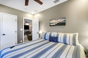 6 Schlafzimmer, Bügeleisen/Bügelbrett, kostenloses WLAN, Bettwäsche