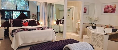 1 slaapkamer, een strijkplank/strijkijzer, gratis wifi, beddengoed