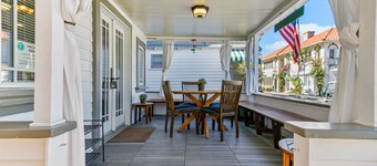 234CL: Fairweather Cottage, 2 Blocks from Beach, Cute Porch, Fireplace, WIFI - 2