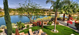 ノーマンコースの壮大な湖frontの土地！