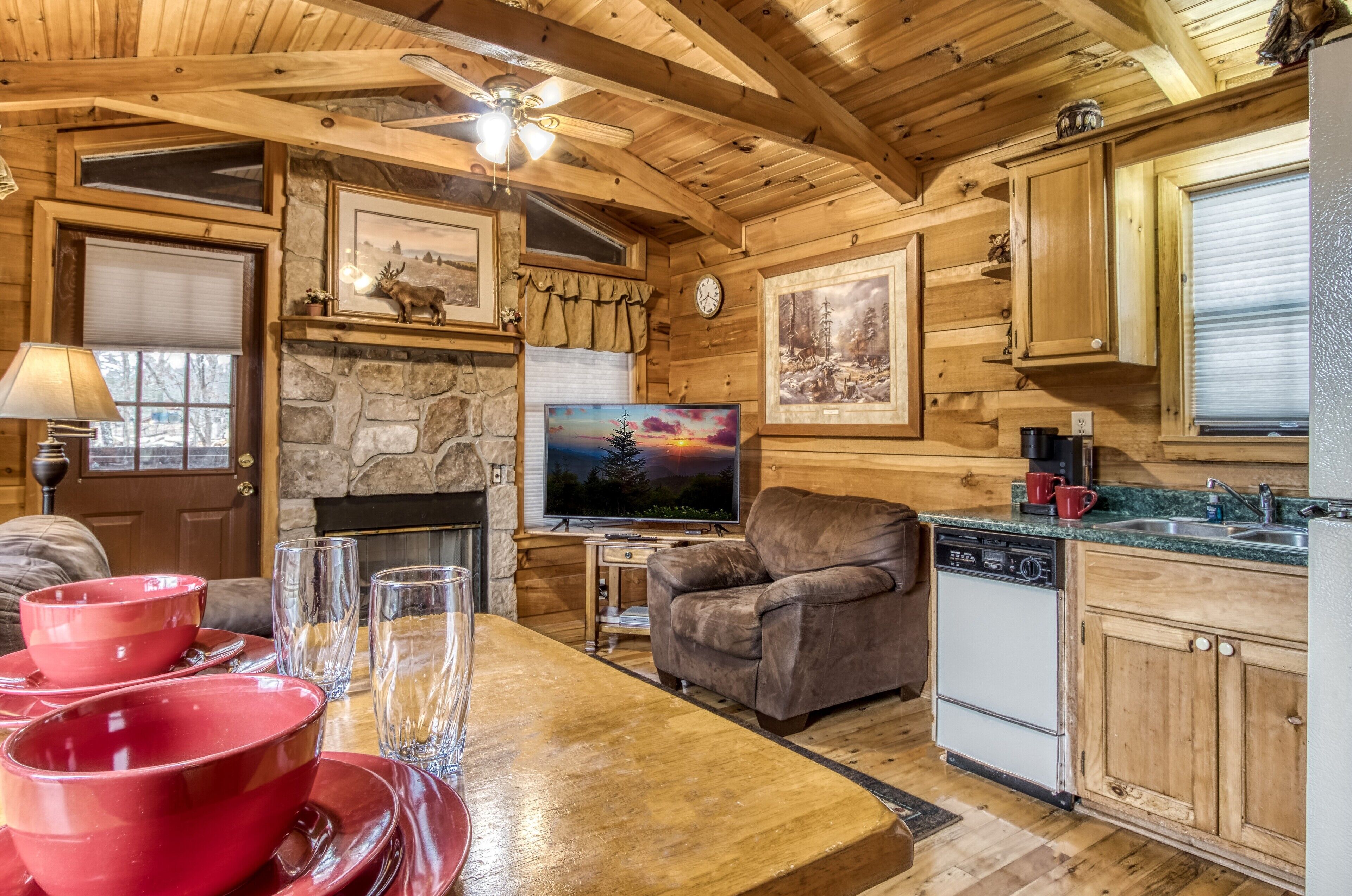 Almost Camping - Grand Views! Paved area for walks, excellent for couples.