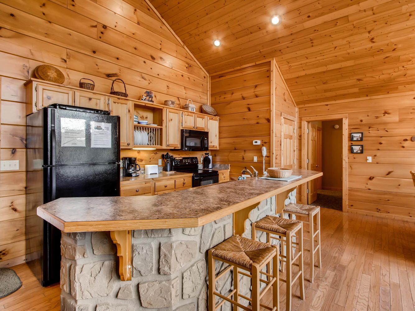 Bearadise cabin has  Mountain Views, beautiful cabin, great yard for kids,