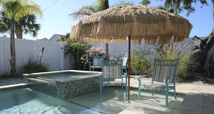 NEU UMGESTALTET, OPEN FLOOR PLAN, PRIME NORTH BEACH LAGE, BEAN POINT, PIER