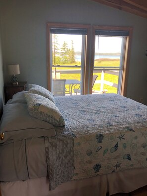 3 bedrooms, iron/ironing board, free WiFi, bed sheets - Beach Cottage In DownEast Maine (Eastport)