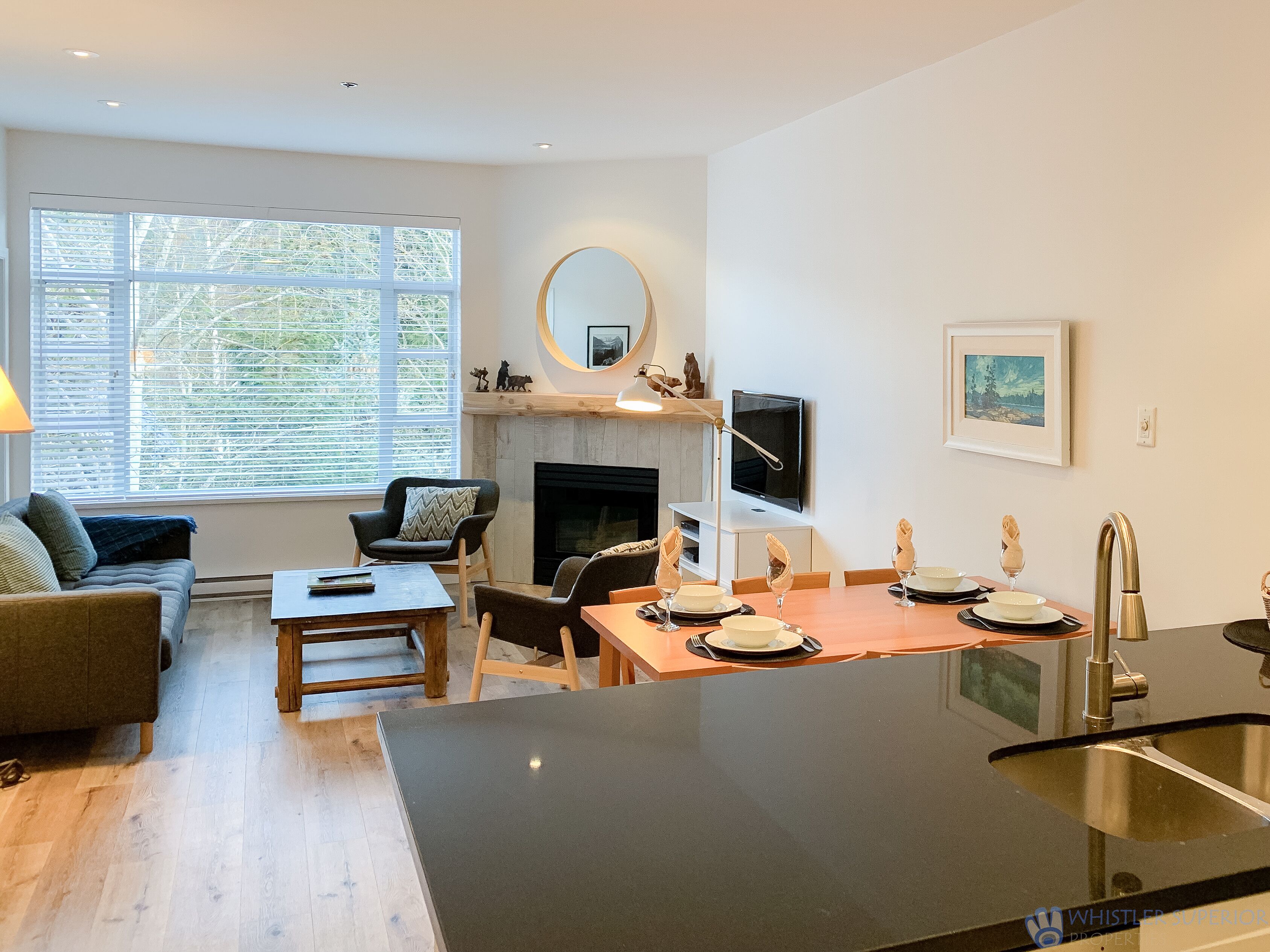 Family Condo, Central Village Location, Fully Renovated, Free Parking  & WiFi