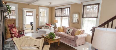 TV, fireplace, DVD player