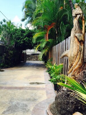 Enceinte de lâhĂ©bergement