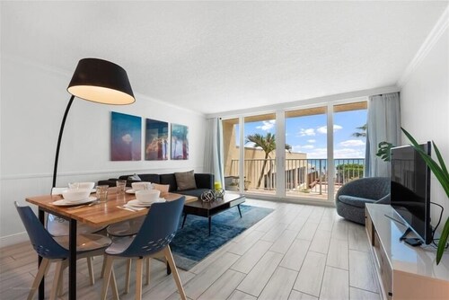 Beach Condo/ High-End Finishes/ Island Beach Resort/ No Cleaning Fee/ Condo 201